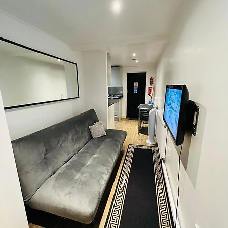 Exclusive Private One Bedroom Suite Λονδίνο Εξωτερικό φωτογραφία